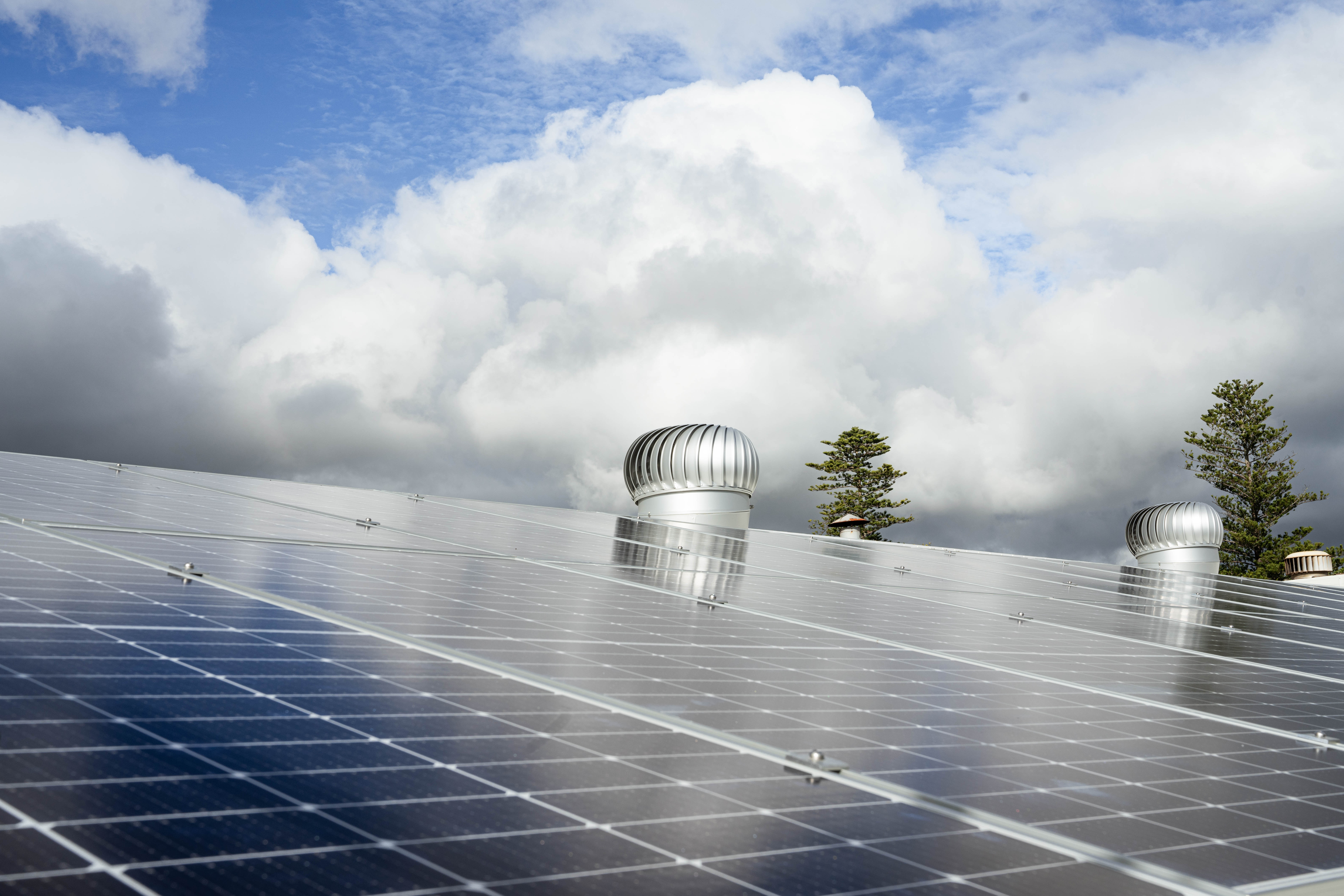 Understanding the Return on Investment of Commercial Solar PV